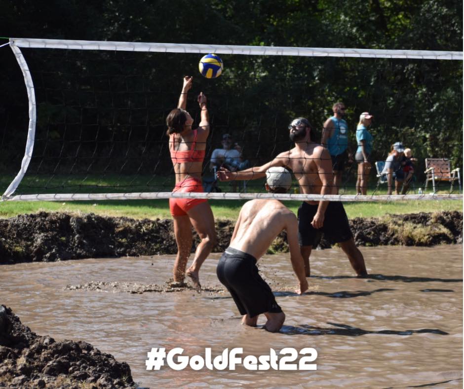 Mud Volleyball 3